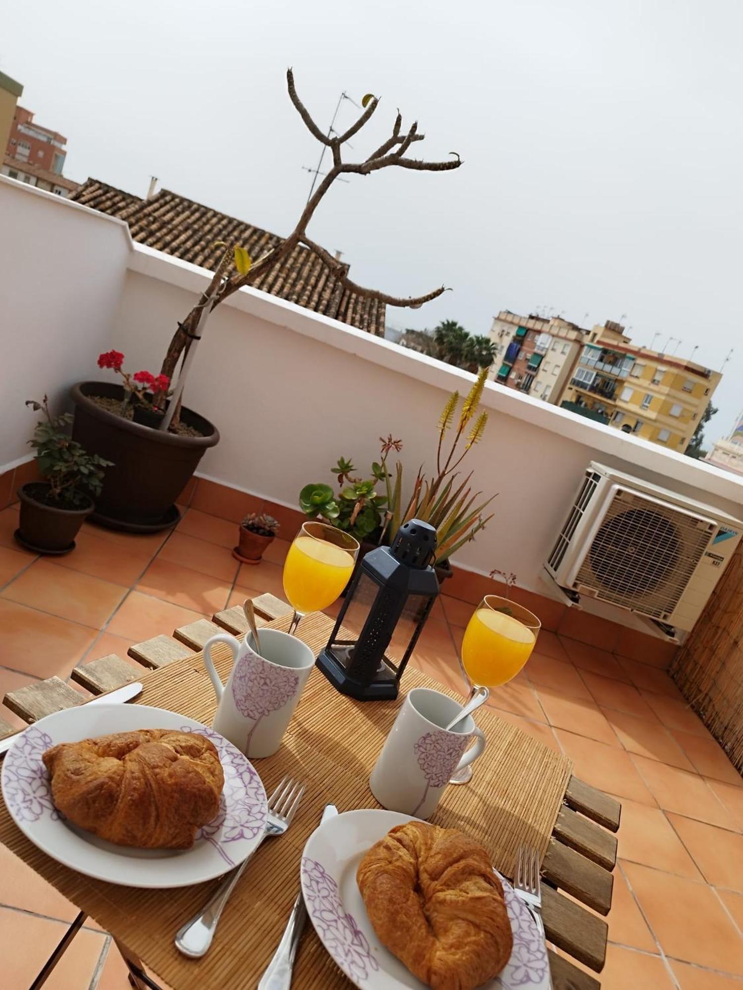 Apartamento Plumaria Málaga Esterno foto